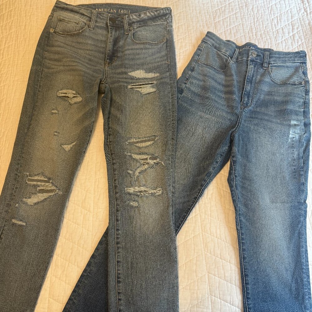 2 pair American Eagle Jeans